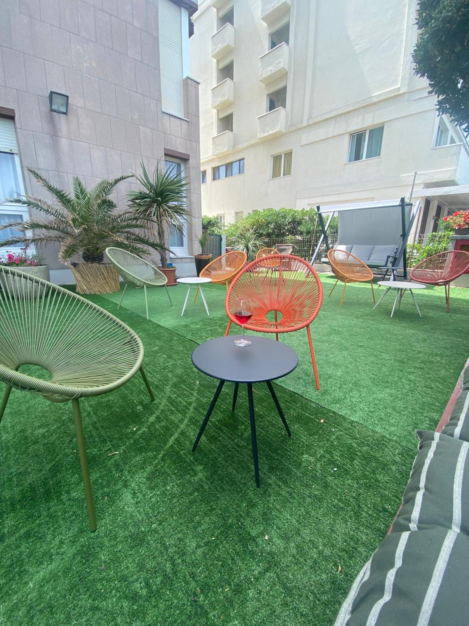 Hotel Nettuno Πέζαρο Εξωτερικό φωτογραφία
