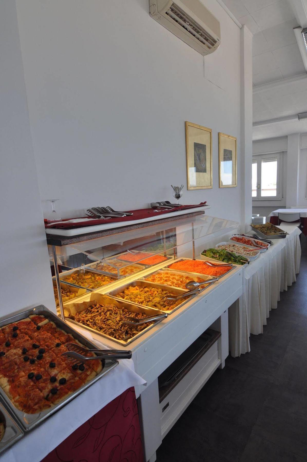 Hotel Nettuno Πέζαρο Εξωτερικό φωτογραφία
