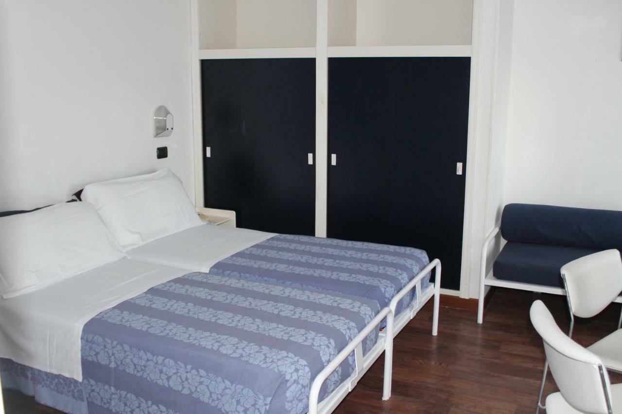 Hotel Nettuno Πέζαρο Εξωτερικό φωτογραφία