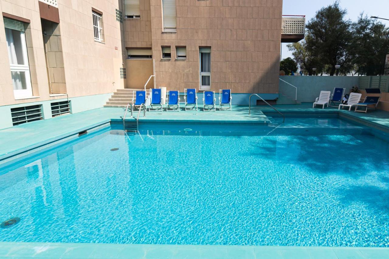 Hotel Nettuno Πέζαρο Εξωτερικό φωτογραφία